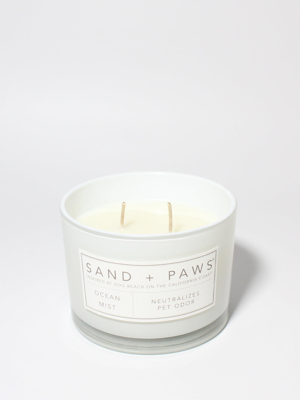 Sand + Paws Ocean Mist 12 oz scented candle