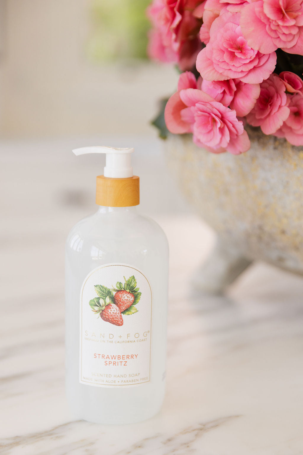 Gentle Strawberry Spritz 15.7oz Liquid Hand Soap