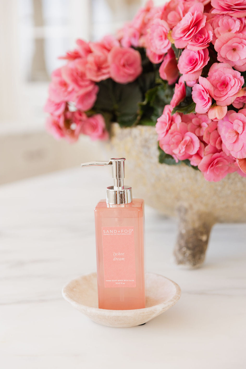 Nourishing Lychee Dream 10.47 oz Liquid Hand Soap